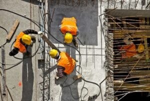 Plan de sauvetage des chantiers immobiliers : le gouvernement israélien veut faire rentrer 330,000 travailleurs étrangers